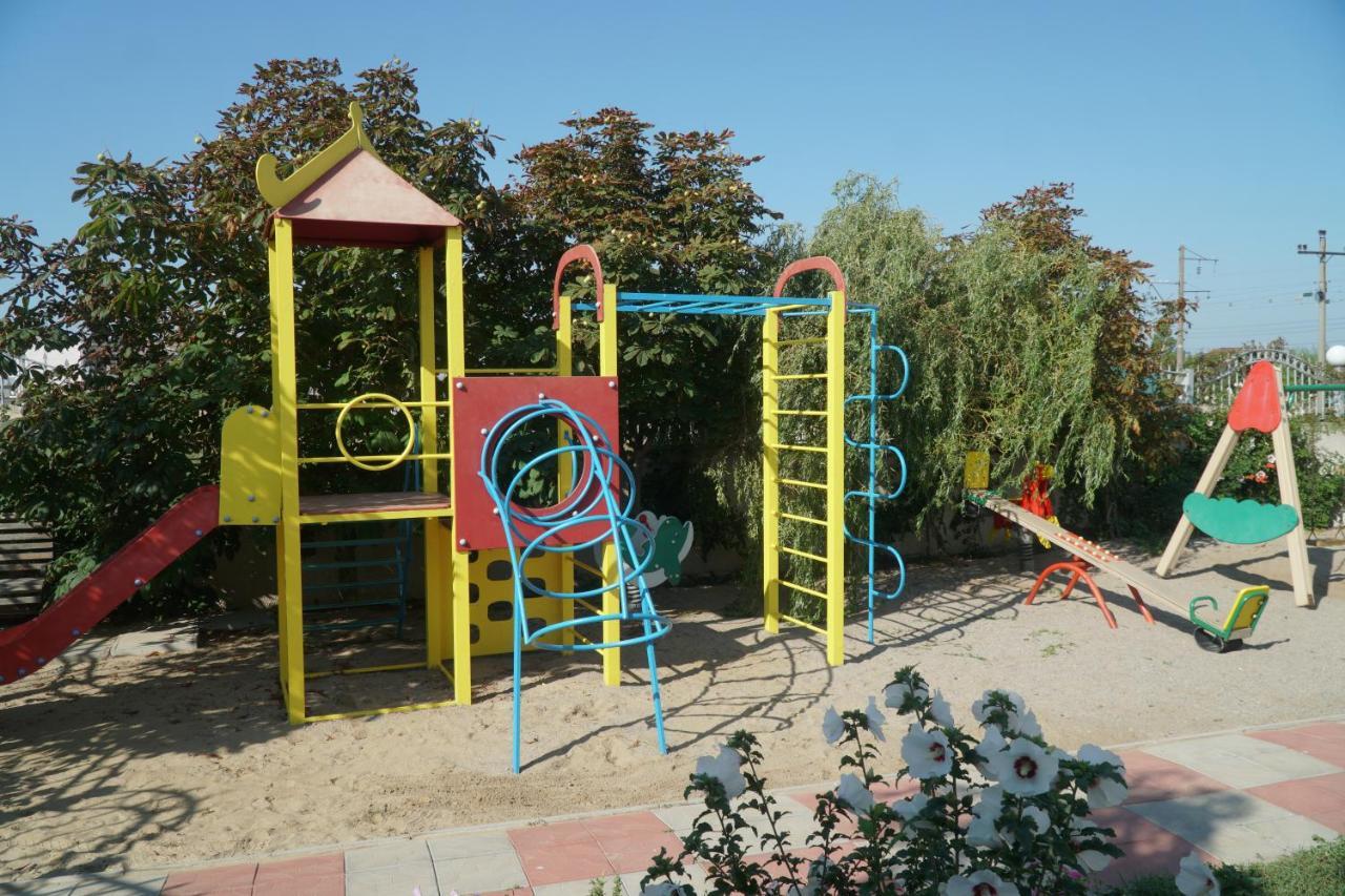Радуга Курортная Гостиница Zatoka Ngoại thất bức ảnh